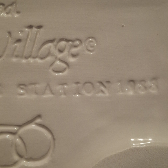 🎄The Original Snow Village  《Village Station And Train》🎄 - Picture 13 of 16